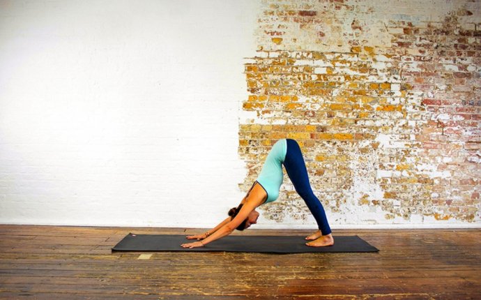 A 5-Pose Yoga Sequence to Heal Your Lower Back - Yoga Articles