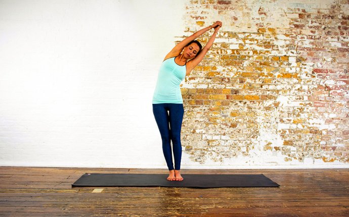 Half moon pose left - Ardha Chandrasana left - Yoga Poses | YOGA.com