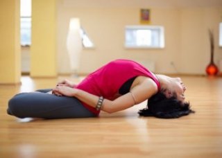 Get Rid of That Back Pain: 5 Yoga Asanas to Try